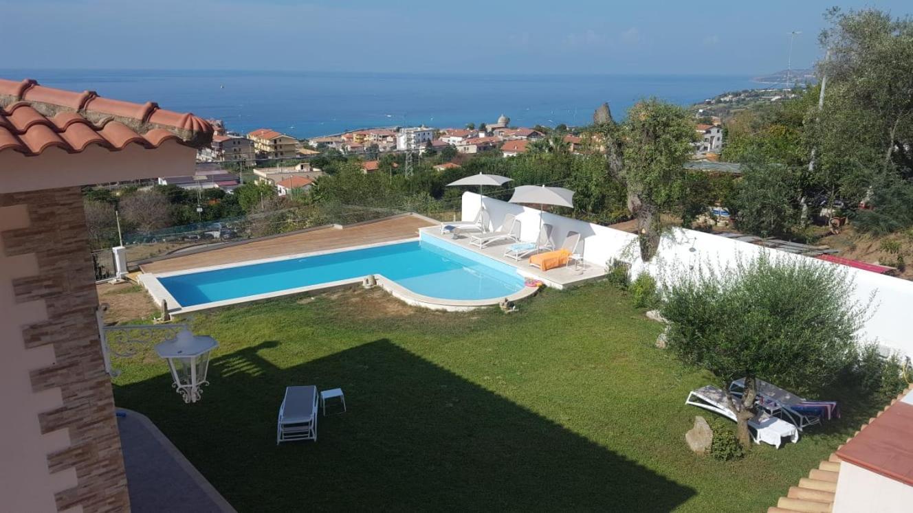 Villa Bella Vista Tropea Exterior photo